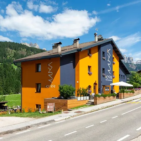 Kyrr Smart Mountain Retreat-2